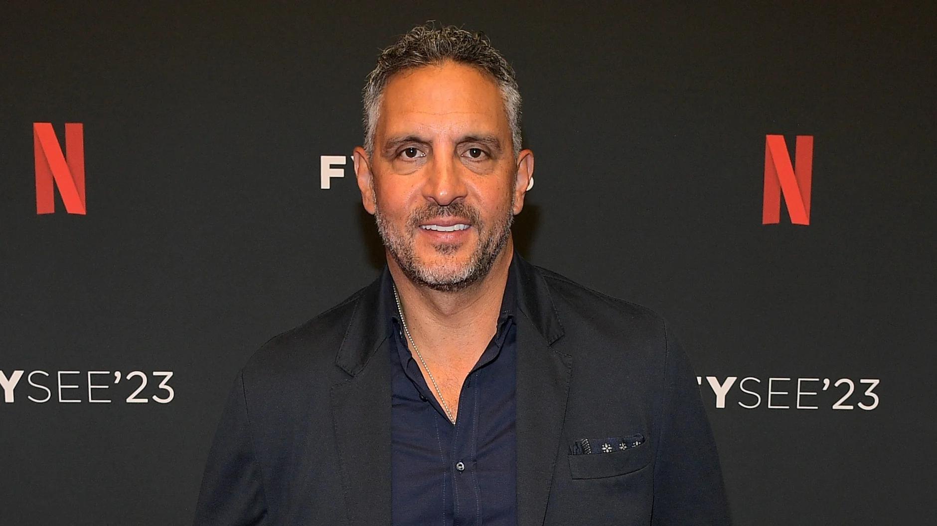 mauricio umansky net worth